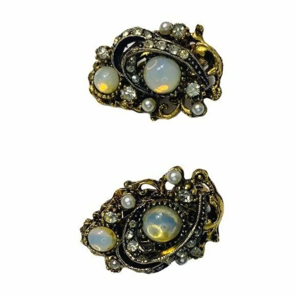 Vintage ART© Clip On Moonstone and Rhinestone Earrings Signed by Arthur Pepper - Picture 8 of 9